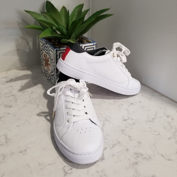 👟 TOMMY HILFIGER WHITE LEATHER SNEAKERS - Picture 7 of 15